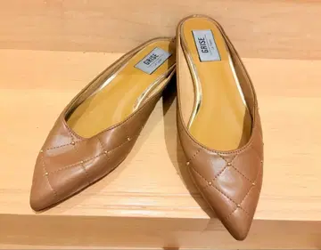 GRISE 퀼팅 브라운 플랫슈즈