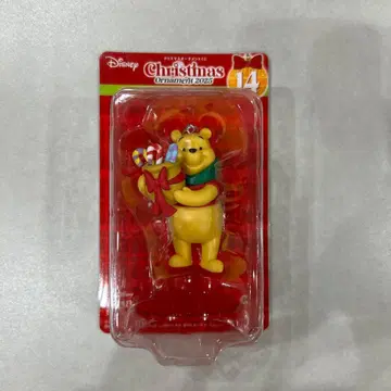 푸우 크리스마스 오너먼트 2023