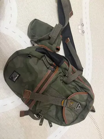 AVIREX 밀리터리 숄더백