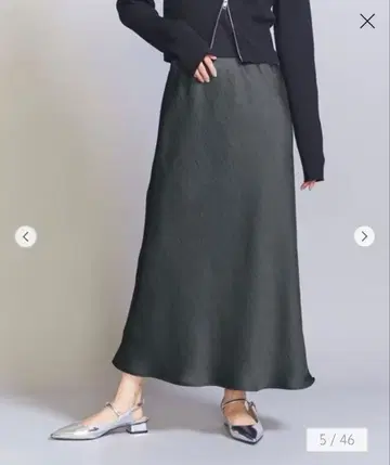 뷰티앤유스 폴리에스테르 머메이드 플레어 스커트 2 그레이