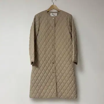 NATURAL BEAUTY BASIC 퀼팅 코트 베이지