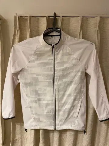 주말 한정 할인 중! 언더아머 골프웨어