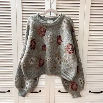 [ JEANASIS ] 5G 플라워 라메 페더 풀오버 니트 꽃무늬