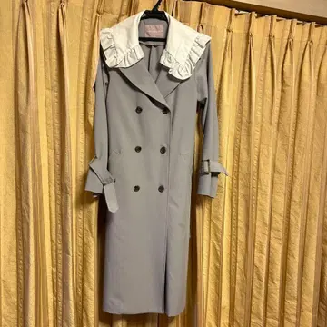 프릴 옷깃 그레이 더블 브레스트 코트