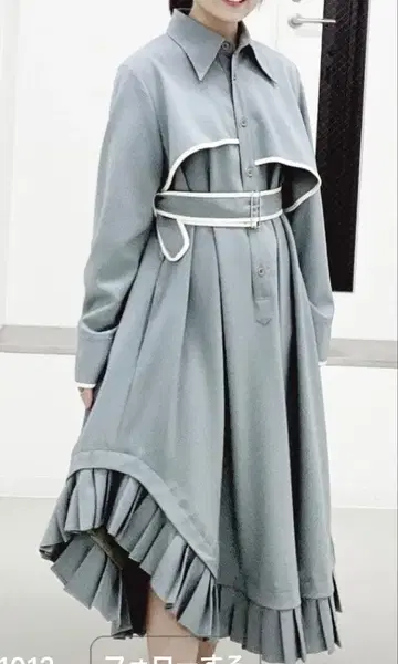 가스 반 산트처럼 푸른 Bank 비대칭 원피스