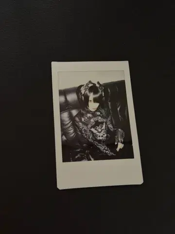 달콤한 폭력 사키 폴라로이드