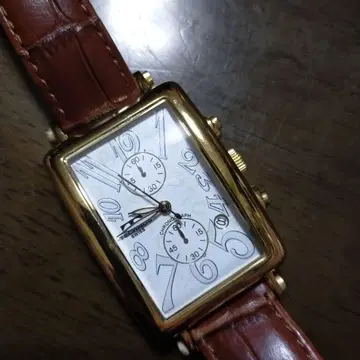 테크노스 크로노그래프 시계