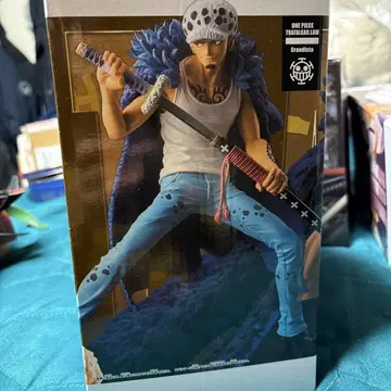 Grandista 트라팔가 로 피규어