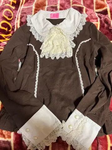 [ 거의 새상품 ] Angelic Pretty 초코색 티셔츠