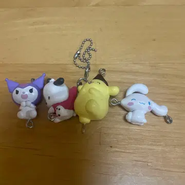 캡슐 토이 캐릭터 4체 세트