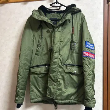 올리브 그린 밀리터리 자켓 후드 부착