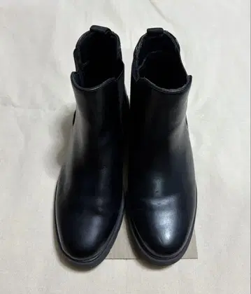 유니클로 사이드 고어 부츠 숏 24cm