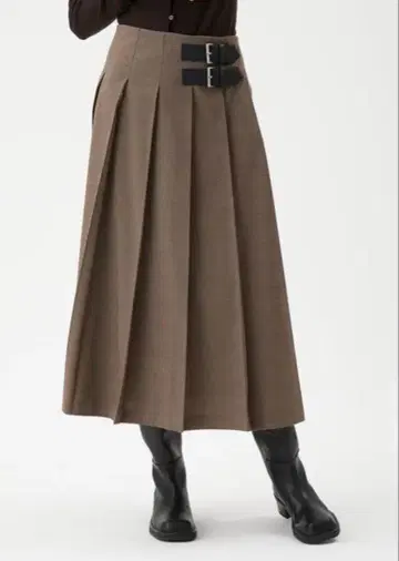 미라 오웬 버클OneWAY 플리츠 스커트