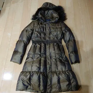 후드 부착 다운 자켓 올리브 그린