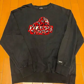 XLARGE 레오파드 무늬 맨투맨