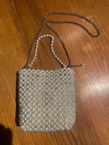 ZARA 펄 장식 숄더백