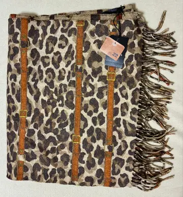 Bernard Perris 레오파드 무늬 스톨