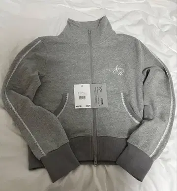 NIIERNOR 레이스 후드티