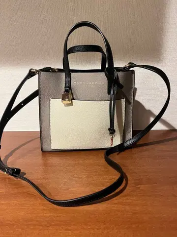 MARC JACOBS 숄더백 그레이/화이트