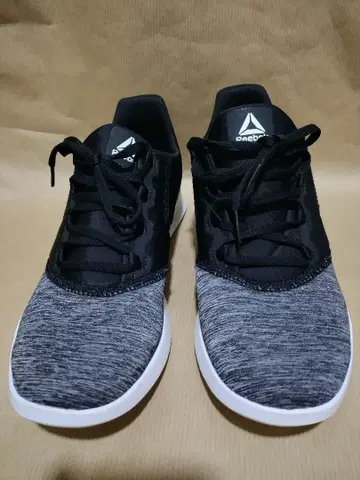 Reebok 리복 DMXLITE 스니커즈 하자품