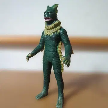 라곤 울트라 괴수 시리즈 리페인트