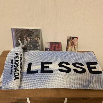 LE SSERAFIM DIFFERENT CD & 타월 세트