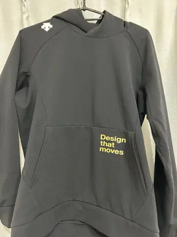 DESCENTE 후드 부착 후드티 블랙 S 사이즈