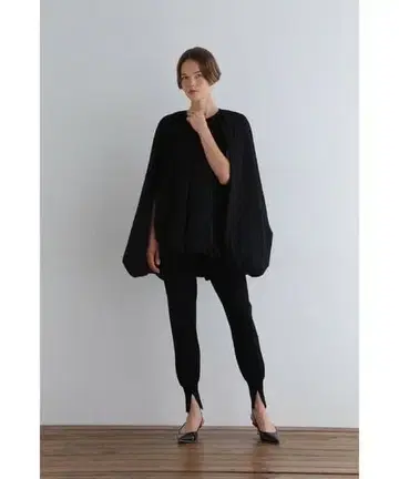 루피 인기! 비즈 니트 팬츠 LEPHIL ADORE