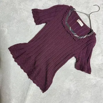 Aylesbury 플레어 소매 스퀘어 넥 니트 M