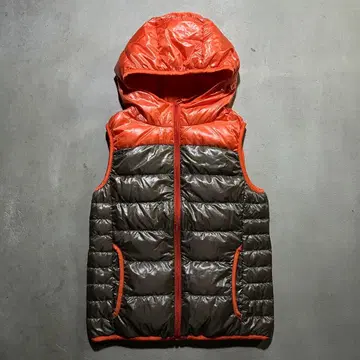 유니클로 프리미엄 울트라 라이트 다운 베스트