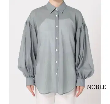 NOBLE 코튼 오간자 시어 볼륨 셔츠 색스 블루