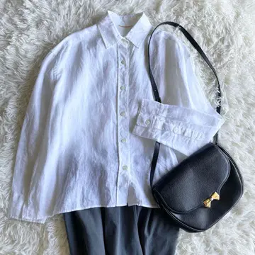 새상품급 2023 두지엠 클라세 린넨 셔츠 린넨 100% 화이트 긴팔