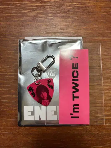 TWICE ENEMY 피크 키링 모모