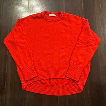 MACPHEE 맥피 투모로우랜드 빨간색 니트