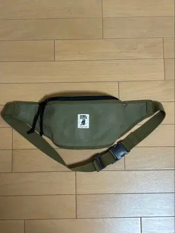 South2 West8 OWL coen 힙색 카키