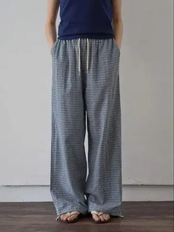 [ 무료배송 ] Bargiee RELAX CHECK PANTS 블루