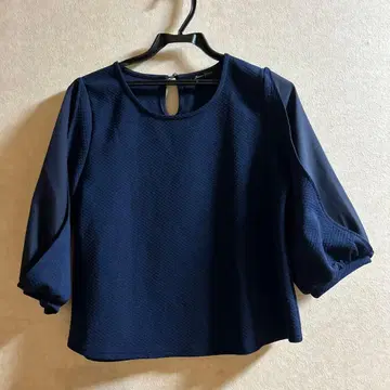 네이비 퍼프 슬리브 셔츠 M