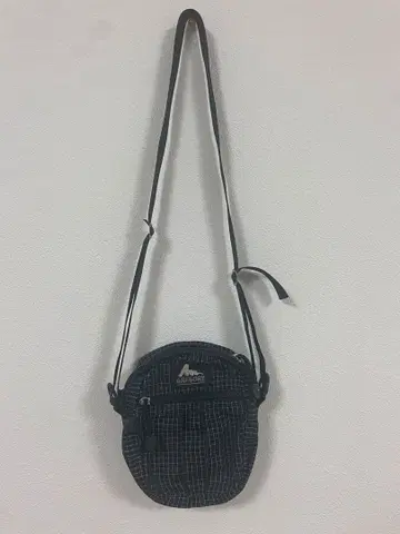 GREGORY 웨스트 파우치 M