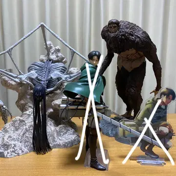 제일복권 진격의 거인 짐승의 거인 종말의 거인 피규어 세트