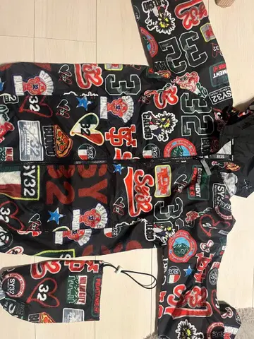 SY32 로고 프린트 후드 부착 후드티