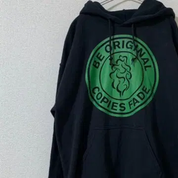 구제 의류 GILDAN 후드티 센터 프린트 블랙 M