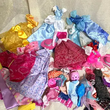 Barbie 의류 묶음 판매