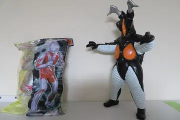 울트라맨과 제튼 피규어