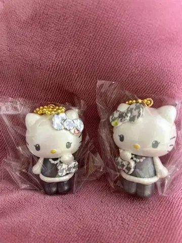 헬로키티 시크릿 마스코트 참 키티 미미 2개 세트