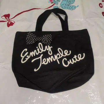 에밀리 템플 큐트 토트백 블랙