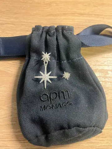 APM MONACO 실버 별 모양 귀걸이 수납 봉투 포함