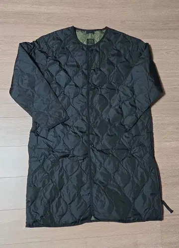 TAION 퀼팅 U넥 코트 블랙 L