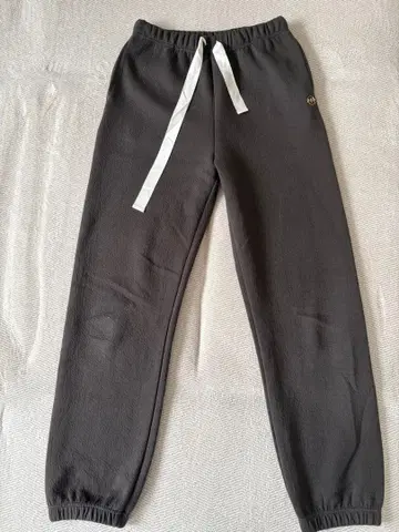 YENN 더블 저리 조그 팬츠