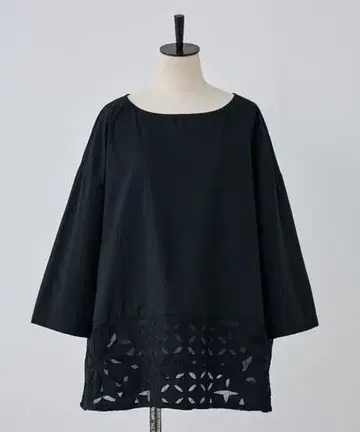 BEARDSLEY 비어즐리 밑단 절개 핸드 스티치 블라우스