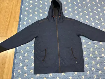 네이비 후드 부착 점퍼 Find. Out 3L 사이즈